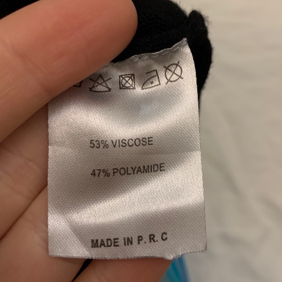 Brandy Melville black abi knit top - Picture 4 of 6